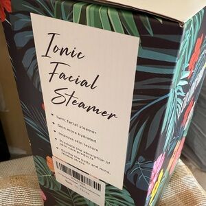 NEW Ionic Facial Steamer